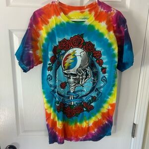 Liquid Blue Men’s size medium Tie-Dye Skull Graphic T-Shirt